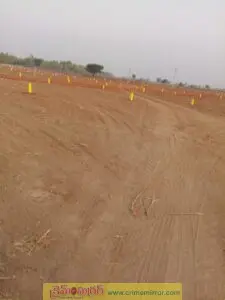 గడియ గౌరారం గ్రామంలో అక్రమ వెంచర్ ఏర్పాటు చేసిన దృశ్యం