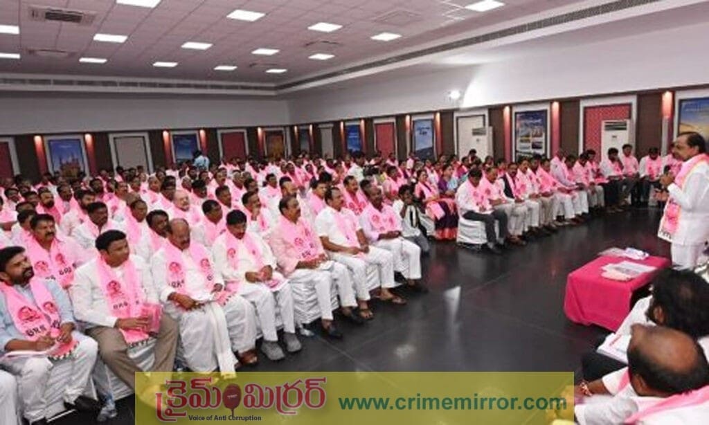 దసరాకు మరో 12 మంది ఎమ్మెల్యేలు జంప్?రేవంత్తో సీక్రెట్ మీటింగ్.
