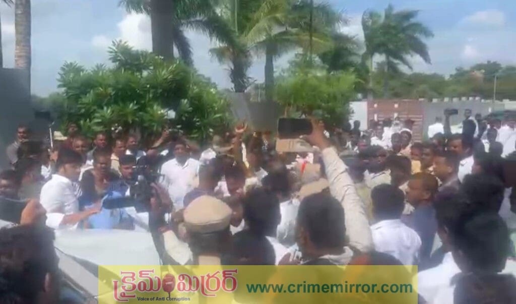 కోమటిరెడ్డికి నిరసన సెగ