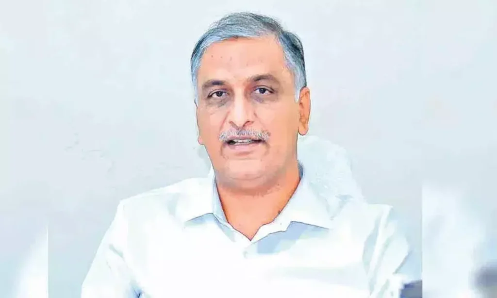 సత్యసాయి ఆస్పత్రికి మాజీమంత్రి హరీష్ రావు ఏడాది వేతనం విరాళం…