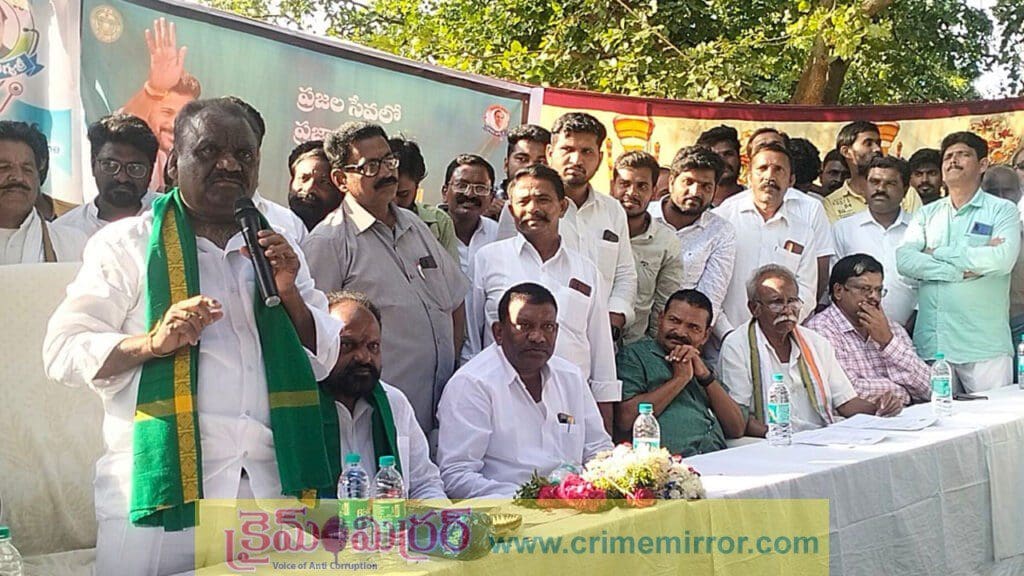 తుంగతుర్తి కాంగ్రెస్లో వర్గపోరు.. ఎమ్మెల్యే అనుచరుడిపై రాంరెడ్డి వర్గీయుల దాడి