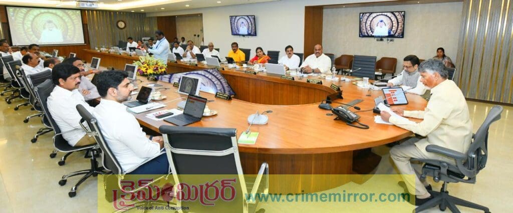 ఆలయాల్లో అర్చకులకే సర్వాధికారాలు.. ఏపీ ప్రభుత్వం సంచలన నిర్ణయం