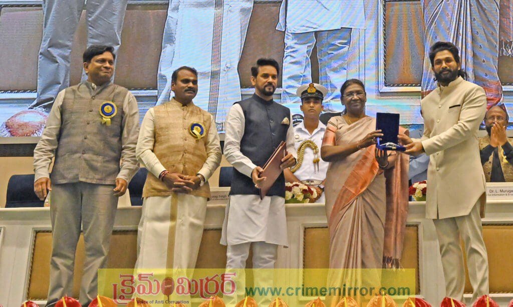 అల్లు అర్జున్ నేషనల్ అవార్డ్ ను రద్దు చేయాలి : మల్లన్న
