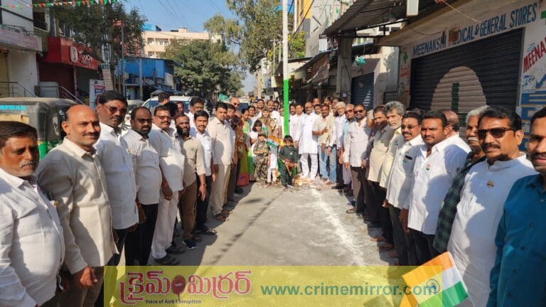 గణతంత్ర దినోత్సవ వేడుకల్లో కార్పొరేటర్ సబిహా గౌసొద్దీన్