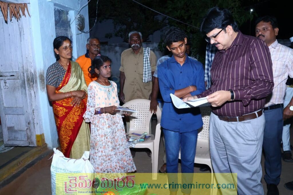 కంకణాల గూడెం లో విద్యార్థి ఇంటిని యాదాద్రి కలెక్టర్ సందర్శన