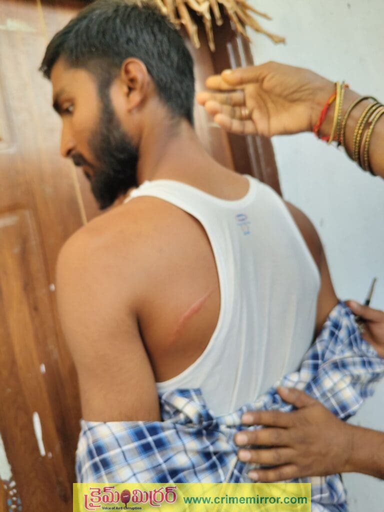 గొల్లపల్లిలో ఉద్రిక్తత బీజేపీ అధ్యక్షుడి ఇంటిపై కాంగ్రెస్ నాయకుల దాడి