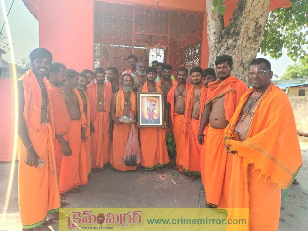 భారత సైన్యానికి మద్దతుగా శ్రీ రామలింగేశ్వర స్వామి ఆలయంలో ప్రత్యేక పూజలు