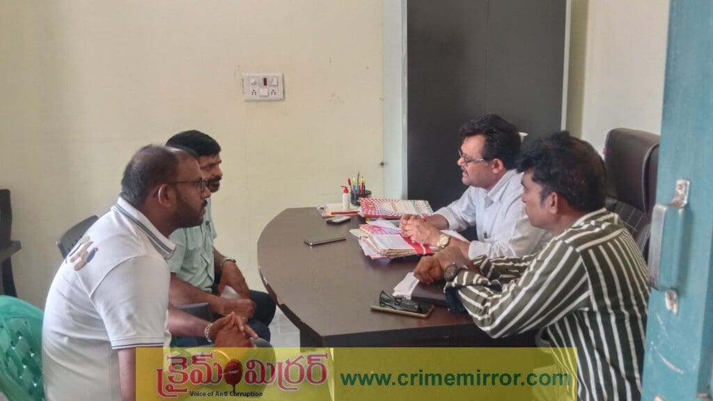 వట్టిపల్లిలో అక్రమ నిర్మాణంపై డిఎల్పీఓ విచారణ