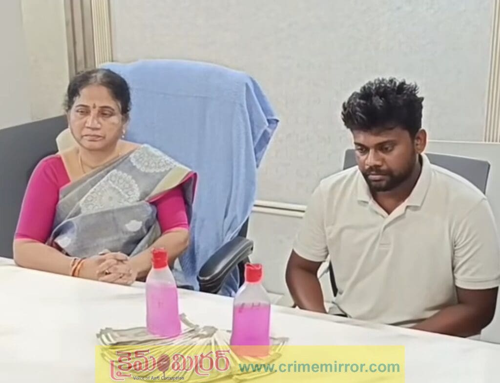 ఖమ్మం రూరల్ సబ్ రిజిస్ట్రార్ కార్యాలయంపై ఏసీబీ దాడి
