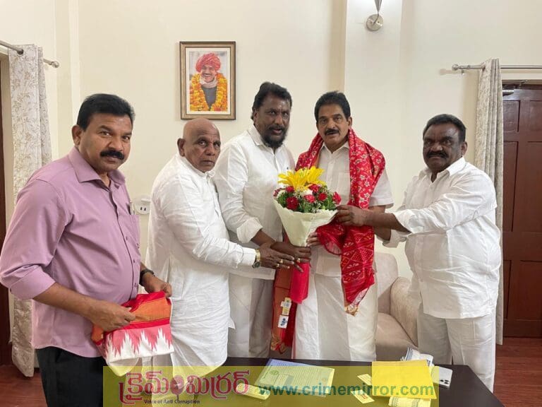 మాకు క్యాబినెట్ లో చోటు ఇవ్వండి…!