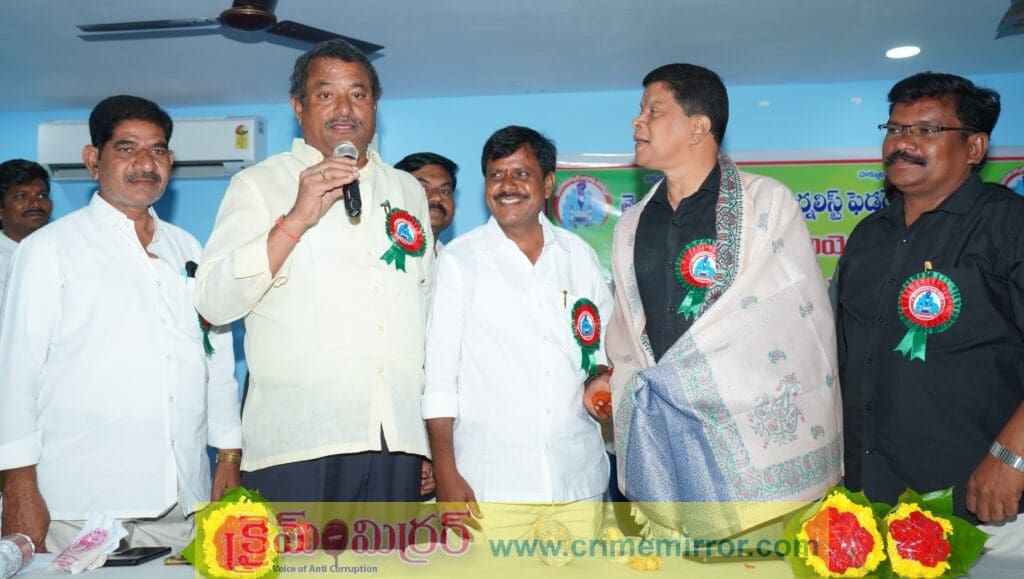 అర్హులైన జర్నలిస్టులకు ఇల్లు స్థలాలు, ఇండ్లకు మంజూరు…ఎమ్మెల్యే లక్ష్మారెడ్డి హామీ