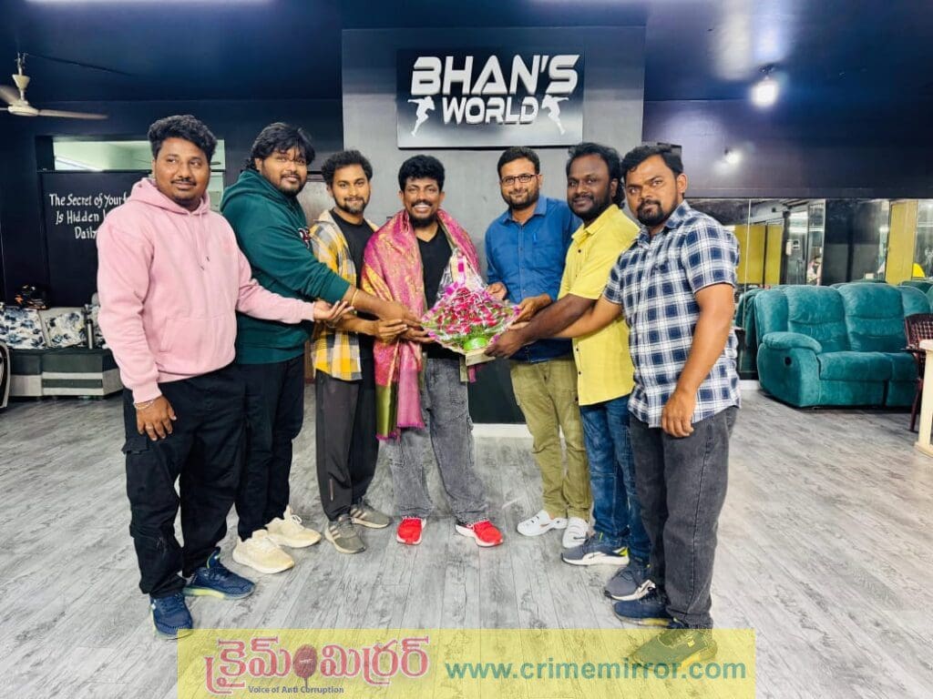 డాన్స్ స్పోర్ట్స్ కమిటీ సభ్యులకు ఐడీ కార్డుల పంపిణీ