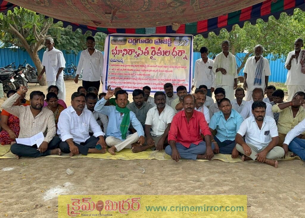 ఇళ్లు ఇవ్వకపోతే పనులు జరగనివ్వం !