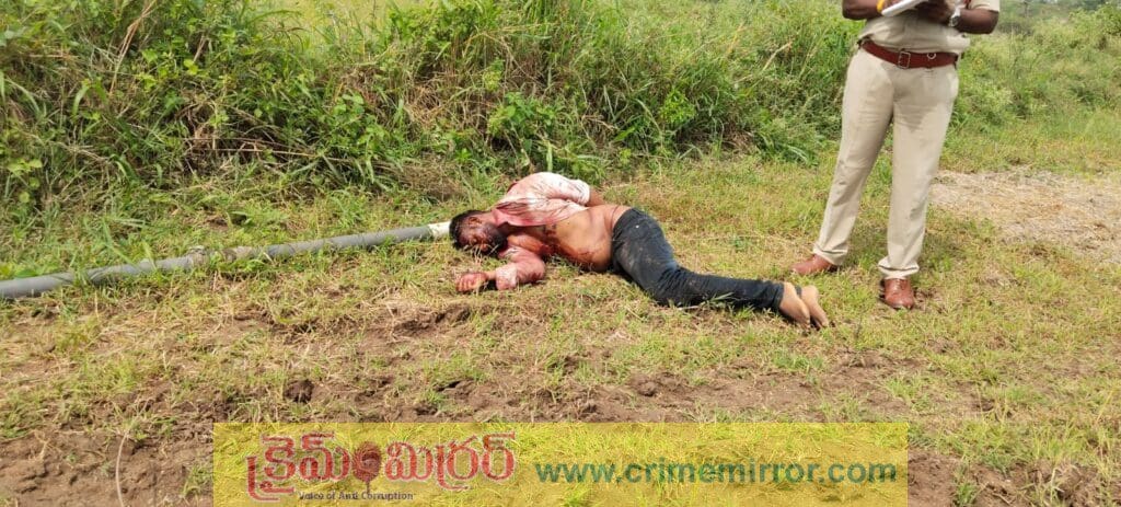 యువకుని హత్య.. ప్రేమ వ్యవహారమే కారణం!