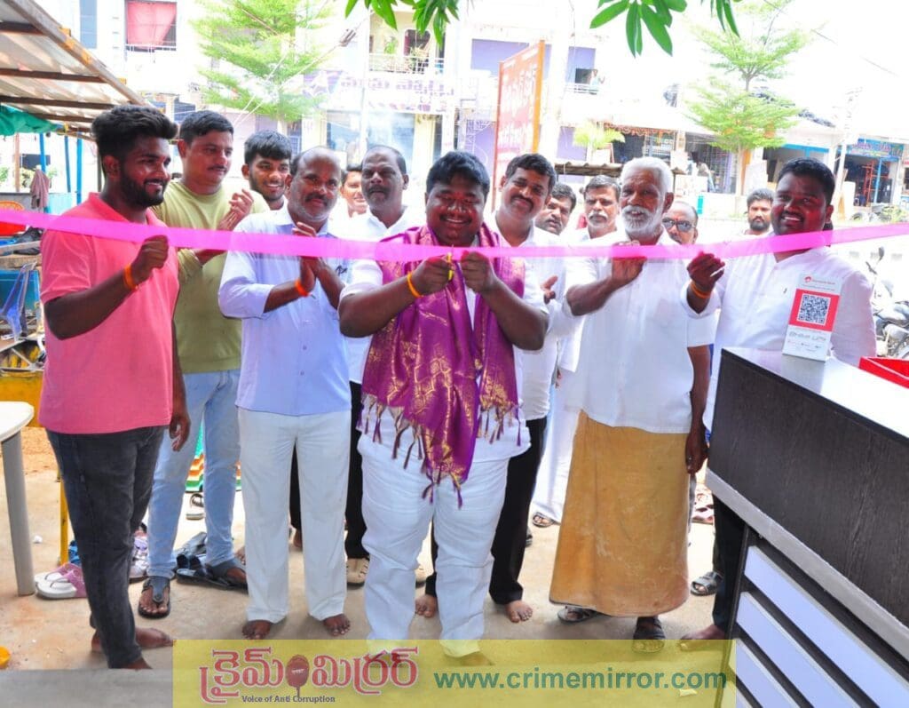 రుచి ఫుడ్ కోర్టును ప్రారంభించిన రాచాల