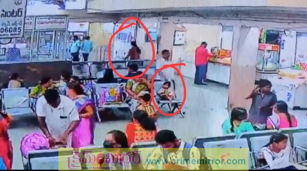 మానవత్వానికి మచ్చ: అక్రమ సంబంధం కోసం బస్టాండ్‌లో పేగుబిడ్డను వదిలేసిన తల్లి