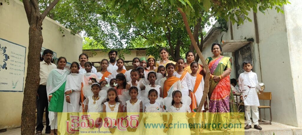 ఘనంగా వట్టిపల్లి పాఠశాలలో స్వతంత్ర దినోత్సవ వేడుకలు