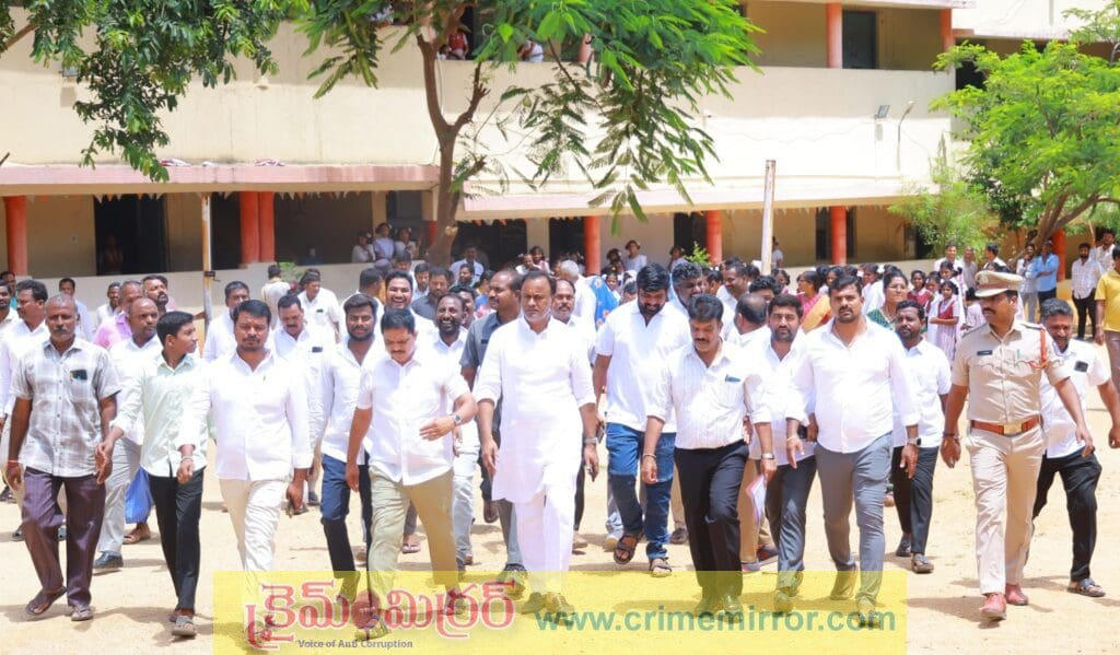 మౌలిక సదుపాయాలు కల్పిస్తా మంచిగా చదువుకోండి