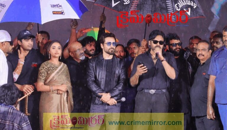 OG కటౌట్ లో పవన్ కళ్యాణ్.. సినిమా సినిమానే.. రాజకీయం రాజకీయమే!