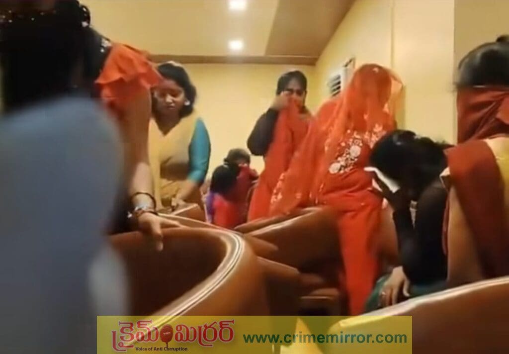హైదరాబాద్ శివారులో రేవ్ పార్టీ కలకలం..!
