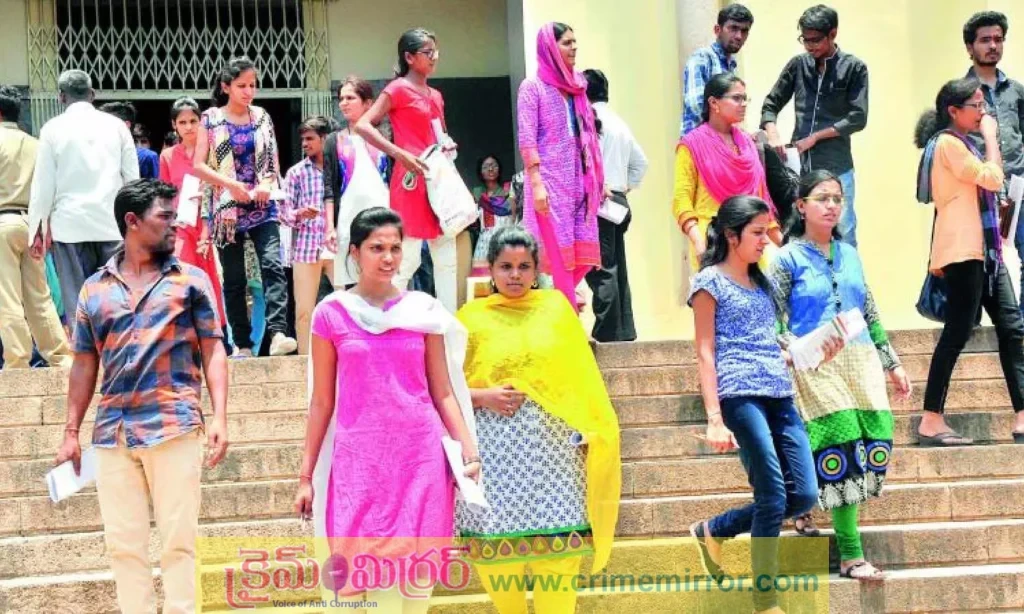 వరుసగా నాలుగో రోజు మూతపడిన కాలేజీలు.. 5000 కోట్లు చెల్లిస్తేనే ఓపెన్ చేస్తాం : FATHI