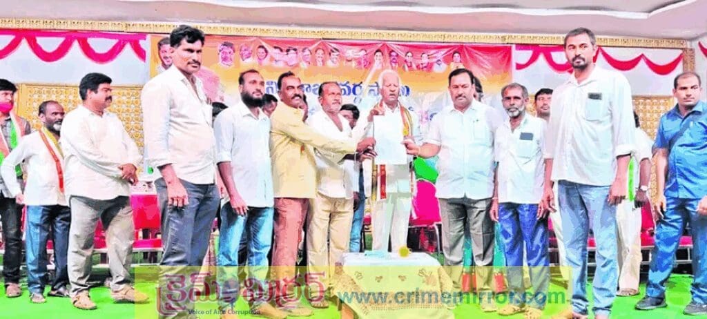 MLA’s Offer: కాంగ్రెస్ అభ్యర్థిని ఏకగ్రీవం చేస్తే రూ.25 లక్షలు