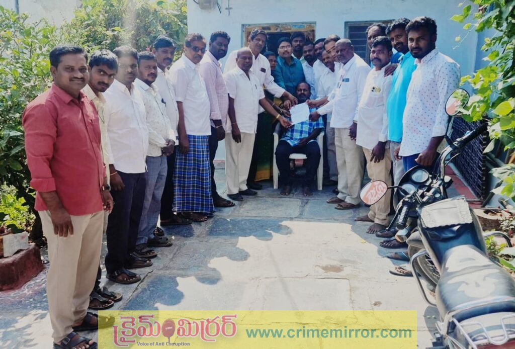 2 లక్షల 50 వేల రూపాయల ఎల్ఓసి అందజేత