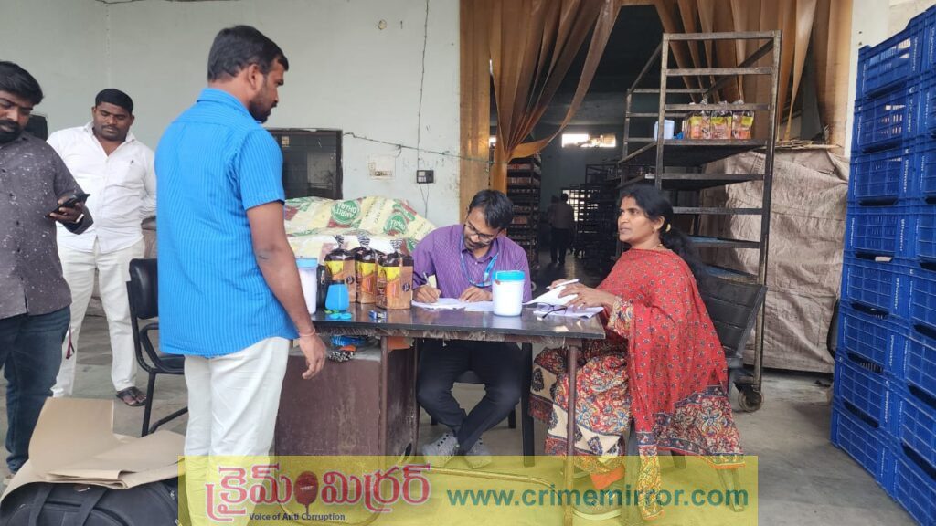 Breaking news: మర్రిగూడలో స్నేహ ఫుడ్స్‌పై ఆకస్మిక తనిఖీలు..!