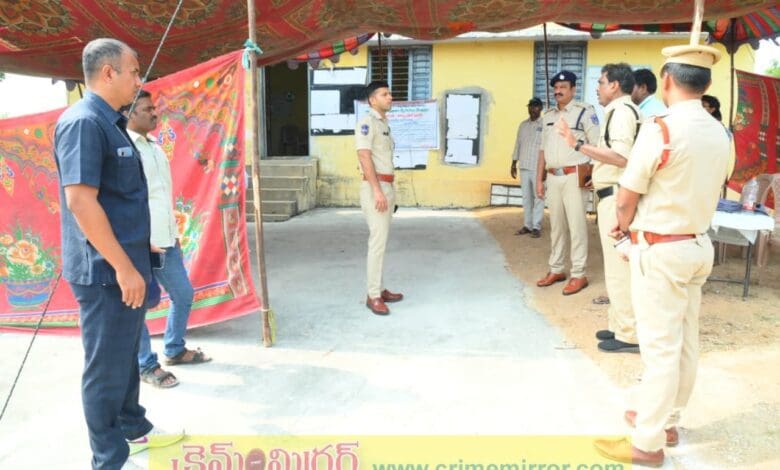 నామినేషన్ కేంద్రాలను పరిశీలించిన ఎస్పి శరత్ చంద్ర పవార్..!