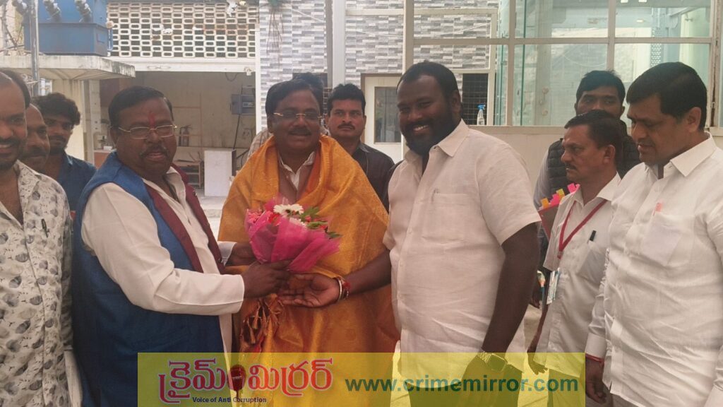 మంత్రి వివేక్ కు శుభాకాంక్షలు తెలిపిన మాల మహానాడు నేతలు