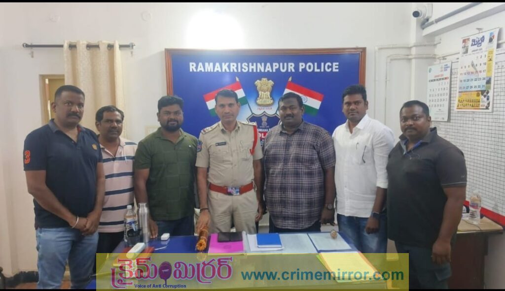 నూతన ఎస్సై శ్రీధర్ కు రామకృష్ణాపూర్ ప్రెస్ క్లబ్ శుభాకాంక్షలు