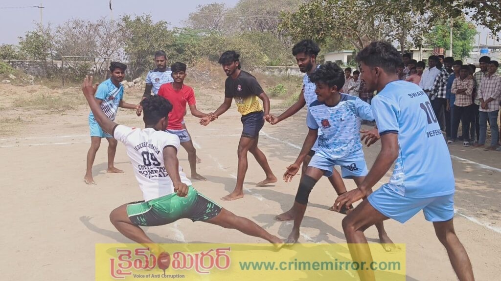 మునుగోడులో సీఎం కప్ టోర్నమెంట్ ప్రారంభం