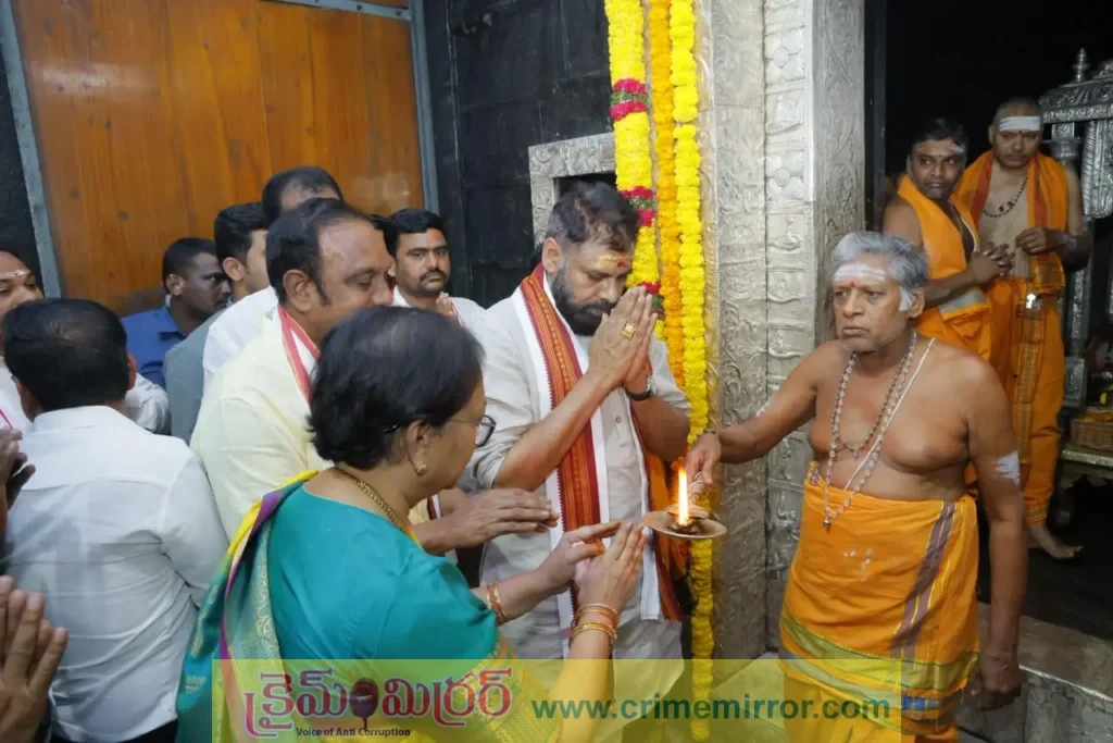 డిప్యూటీ సీఎంను “సీఎం.. సీఎం” అంటూ కేరింతలు పెట్టిన యువత?