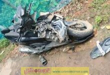 రైల్వే బ్రిడ్జి పై ఘోర రోడ్డు ప్ర‌మాదం