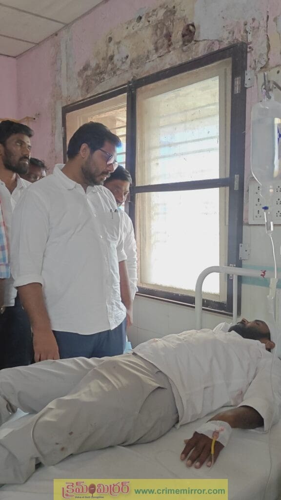 కాంగ్రెస్, బీఆర్ఎస్ పరస్పర రాళ్లదాడి