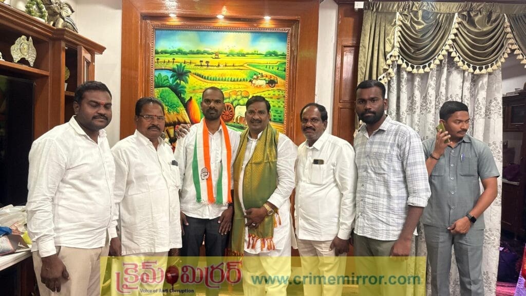 కాంగ్రెస్ పార్టీలో చేరిన ఆత్మకూరు 13వ వార్డు సభ్యులు రాగటి మత్స్యగిరి గౌడ్