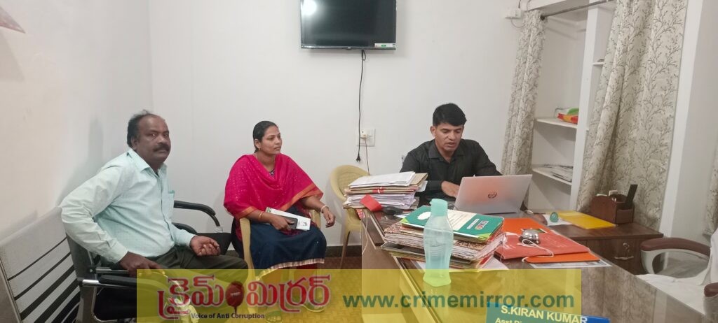 కల్వకుర్తి ఏడిఏ కార్యాలయంలో ఏసీబీ అధికారుల తనిఖీలు