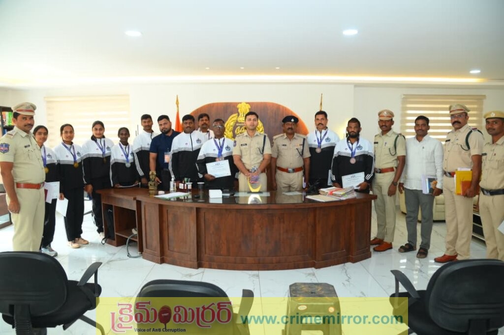 నల్లగొండ జిల్లా పోలీస్ శాఖకు గర్వకారణం-ఎస్పీ పవార్