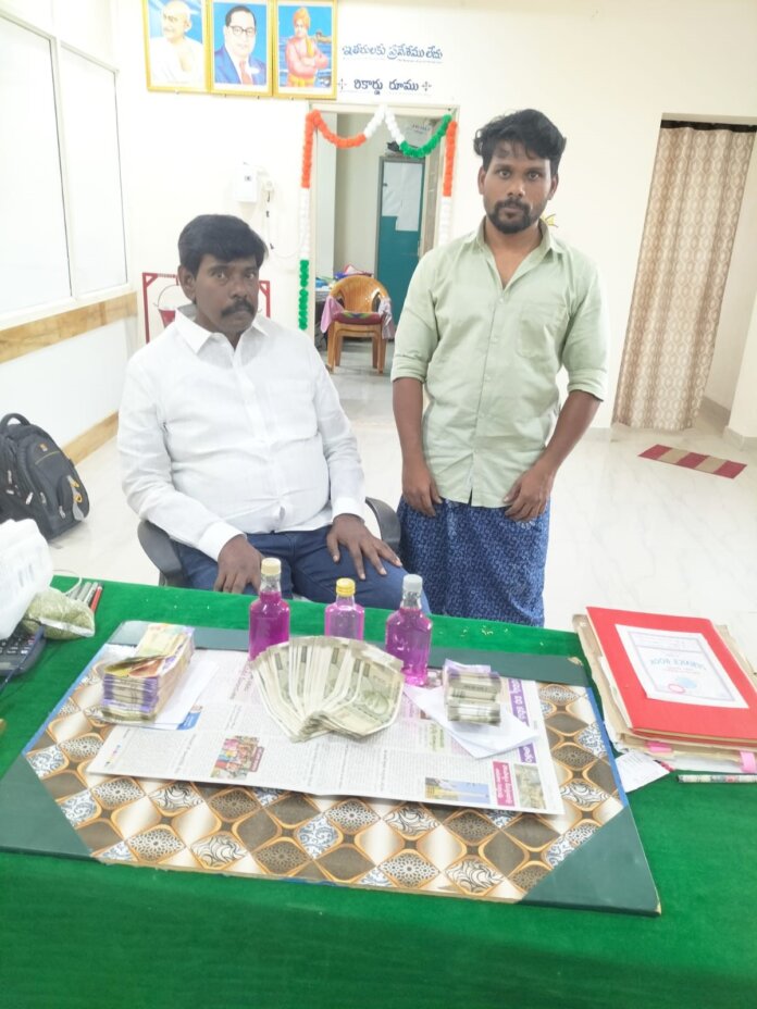 ఏసీబీ వ‌ల‌కు చిక్కిన‌ అవినీతి తిమిలింగం