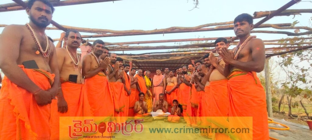 ఒకే సారి 500 మంది భ‌క్తులు హ‌నుమాన్ దీక్ష‌లు