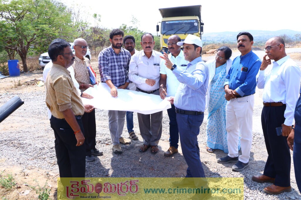 వైద్య కళాశాల నిర్మాణ పనులను వేగవంతం చేయాలి : కలెక్టర్ అనురాగ్