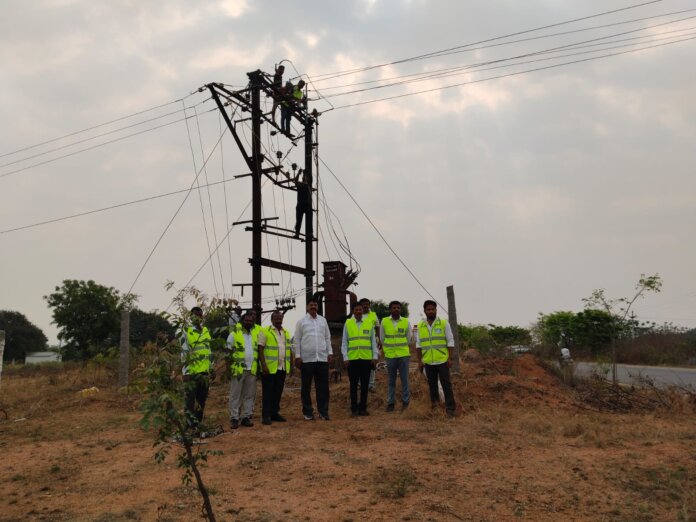 వినియోగదారుల చెంతకే విద్యుత్ శాఖ