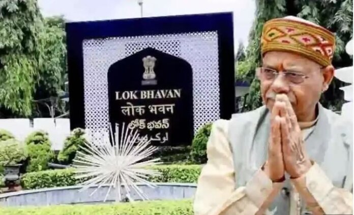 గవర్నర్‌గా ప్రమాణ స్వీకారం: చార్మినార్ లో 