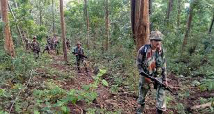 మాచ‌ప‌ల్లి అట‌వి ప్రాంతంలో ఎన్ కౌంట‌ర్‌