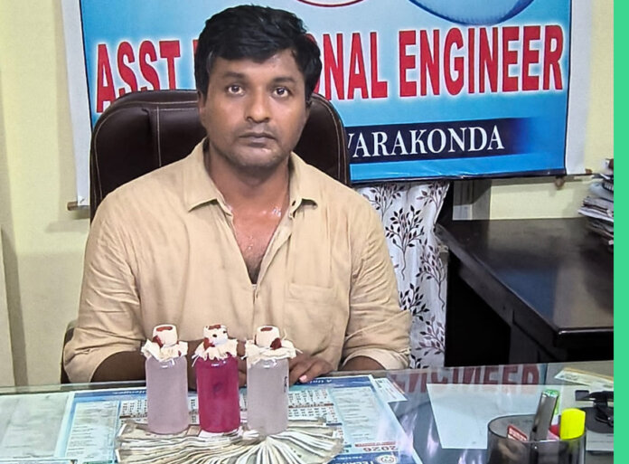 ఏసీబీ వ‌ల‌లో అవినీతి తిమిలింగం