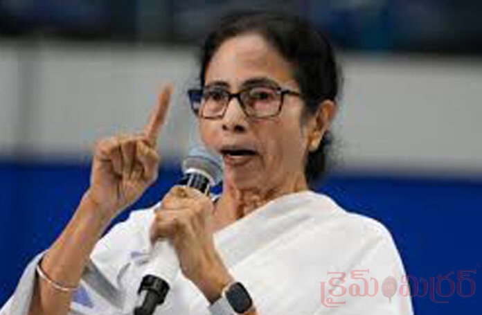 కోల్‌క‌త సీఎం సంచ‌ల‌న ఆరోప‌ణ‌లు