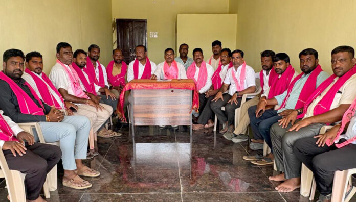 ఉదయసముద్రం నుండి మునుగోడుకు నీరు అందించాలి ...!