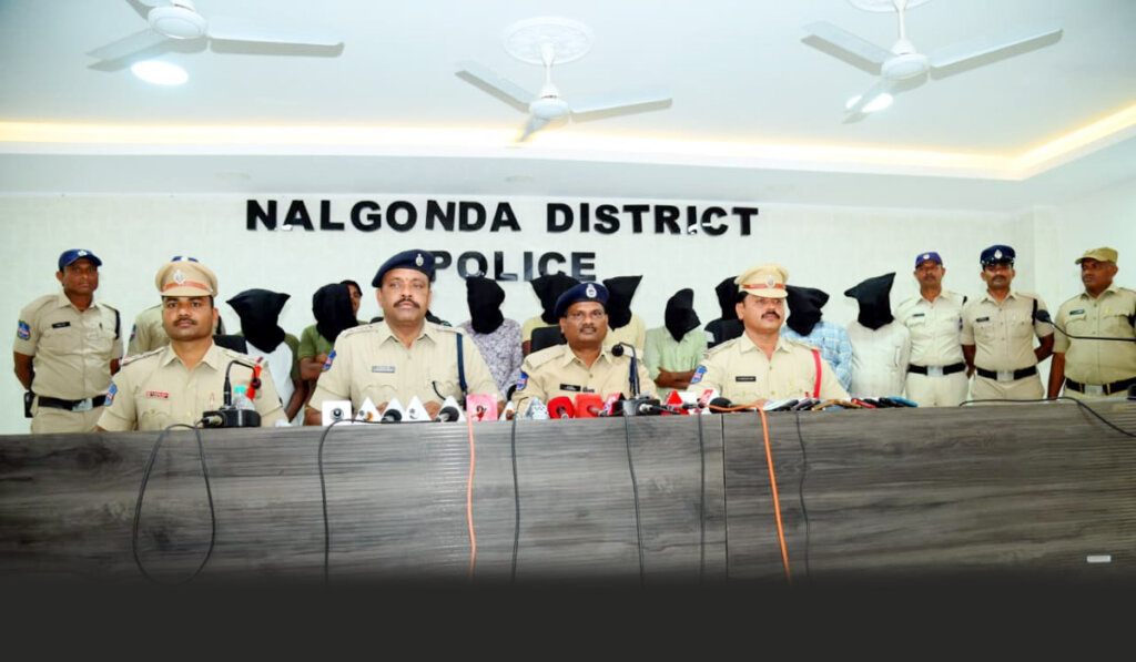 వందల కోట్ల కుంభకోణం…10 మంది ఏజెంట్లను అరెస్ట్.!?.