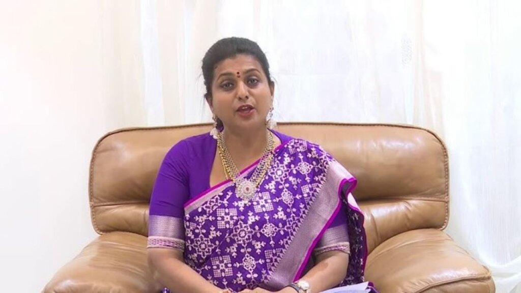 Roja: తమిళ పాలిటిక్స్ లోకి రోజా..  డీఎంకేకు మద్దతుగా ప్రచారం!