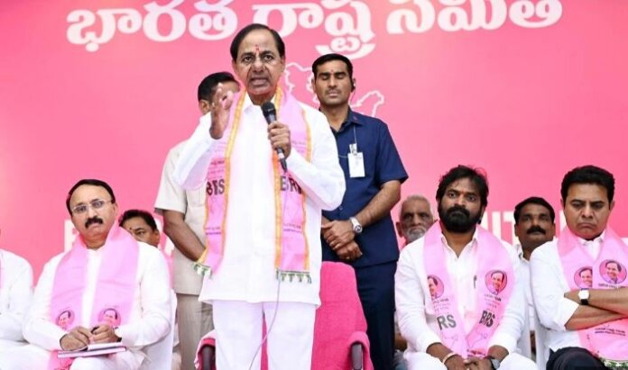 గులాబీ పార్టీకి స్వల్ప ఊరట...!